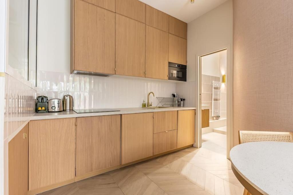 Elegant 4-Star Stay In Central Paris - Suite Apart Kültér fotó